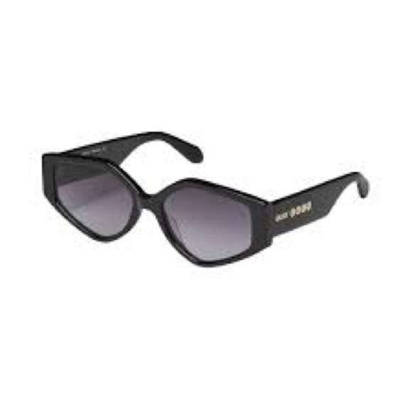 Quay Australia Black Cat-Eye Sunglasses - Picture 2 of 6
